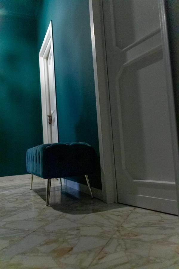 Interno 9 Hotell Bari Exteriör bild