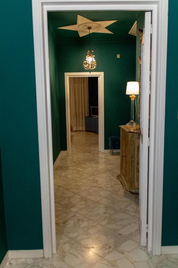 Interno 9 Hotell Bari Exteriör bild