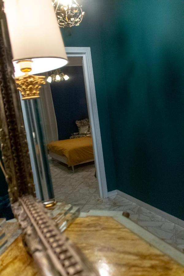 Interno 9 Hotell Bari Exteriör bild